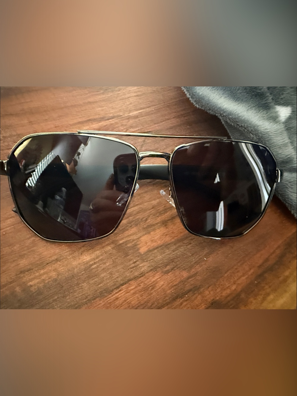 Geometric Aviator Sunglasses — Black Lenses